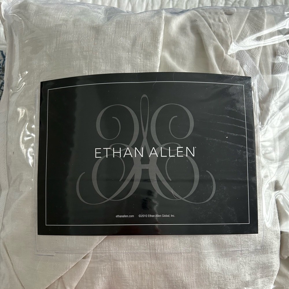 Ethan Allen duvet/ Queen size